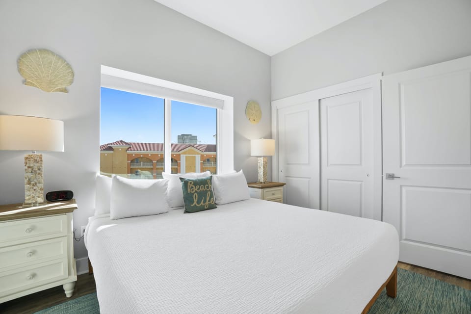 2nd Bedroom