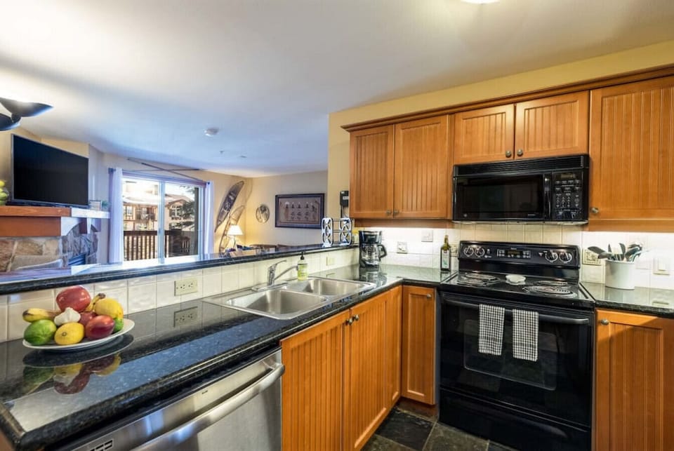 Fully equipped kitchen