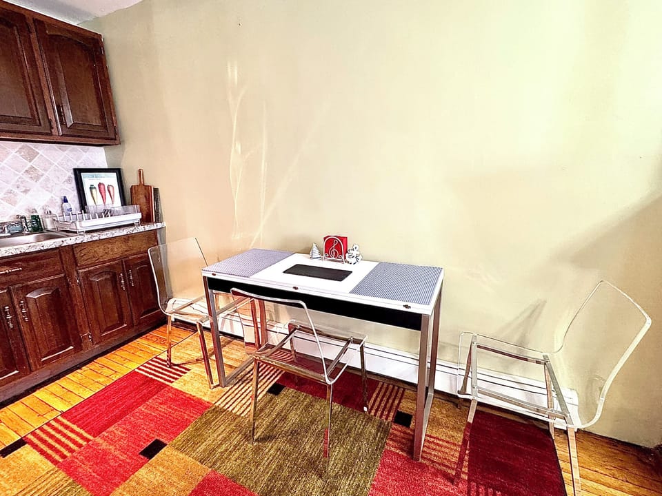 Dining table and chairs 