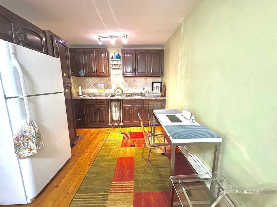 Kitchen with dining table