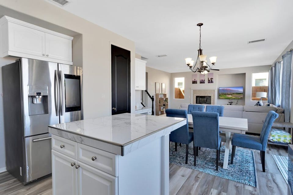 Kitchen to living