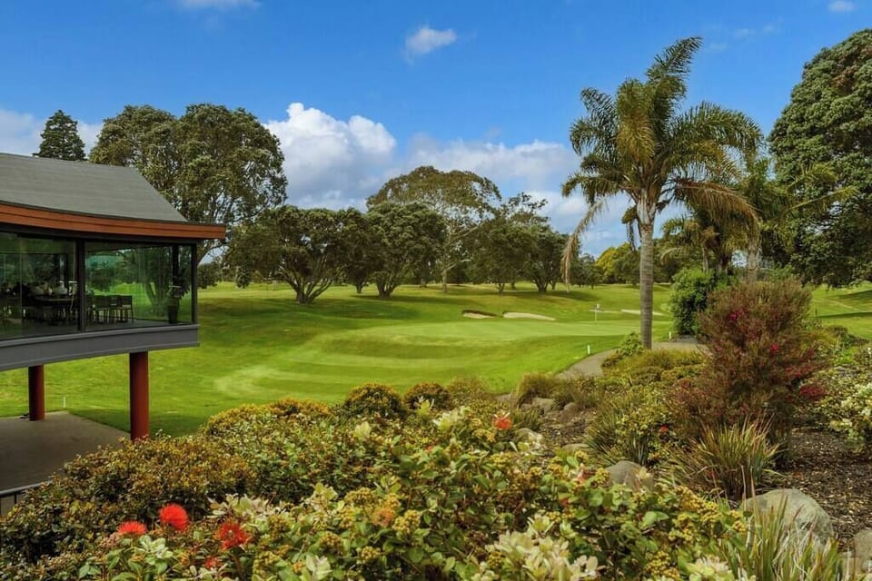 Mt Maunganui Golf Club nearby