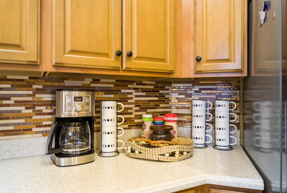 Enjoy Fresh Coffee Without Leaving the House