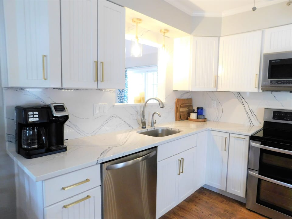 415 Katie Street, Murrays Estate