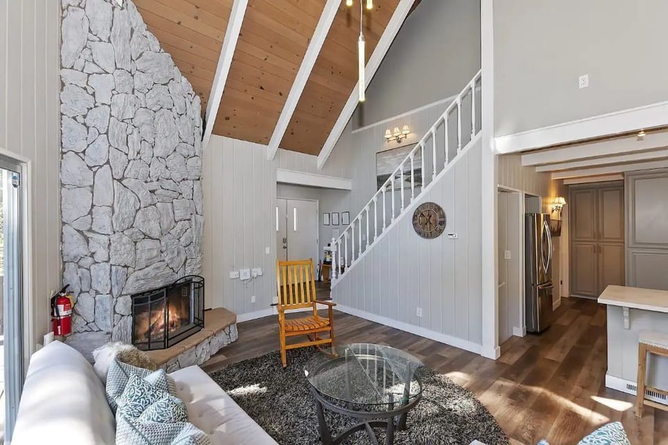 Stairway leads to the very private master bedroom with en-suite bathroom.