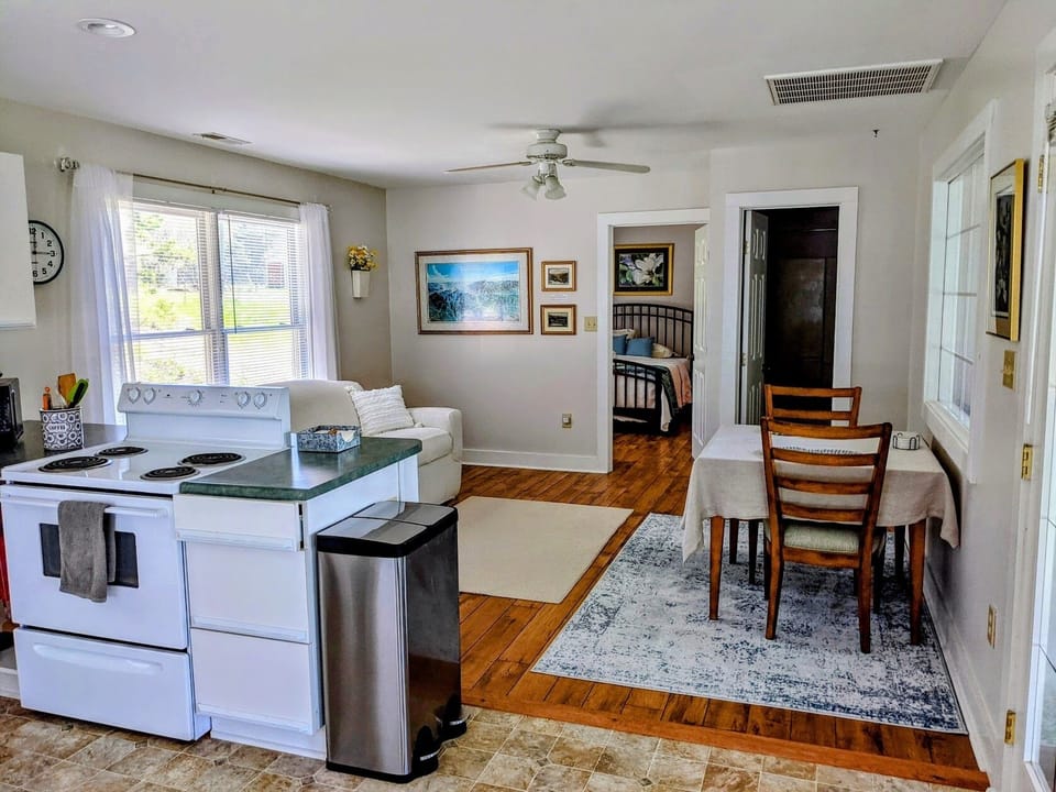 Fully equipped kitchen, living and dining areas of smaller apt./unit.