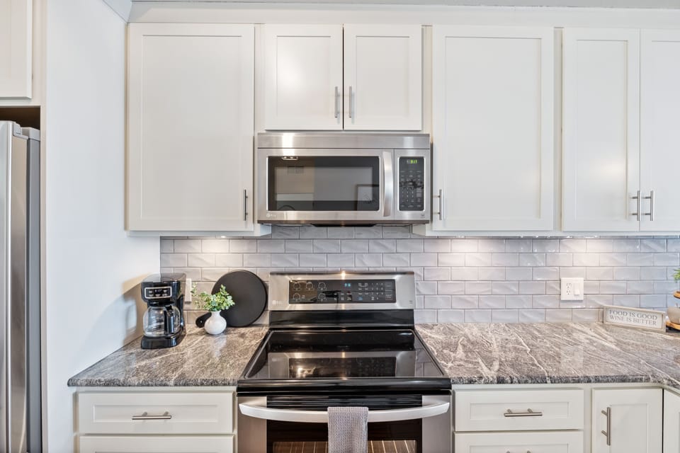 You'll find both Keurig and traditional drip type coffee makers for your use!