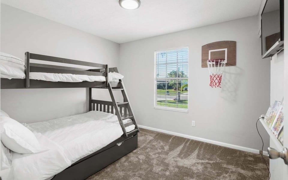 Guest Bedroom #2