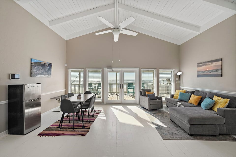 Open Living Area