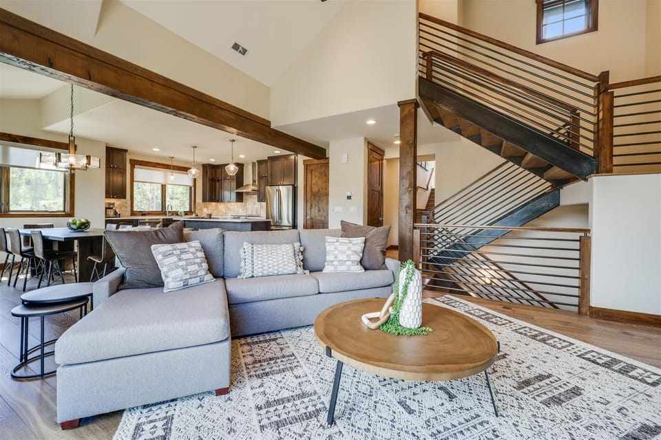 Living Room, Wolverine Lookout, Breckenridge Vacation Rental