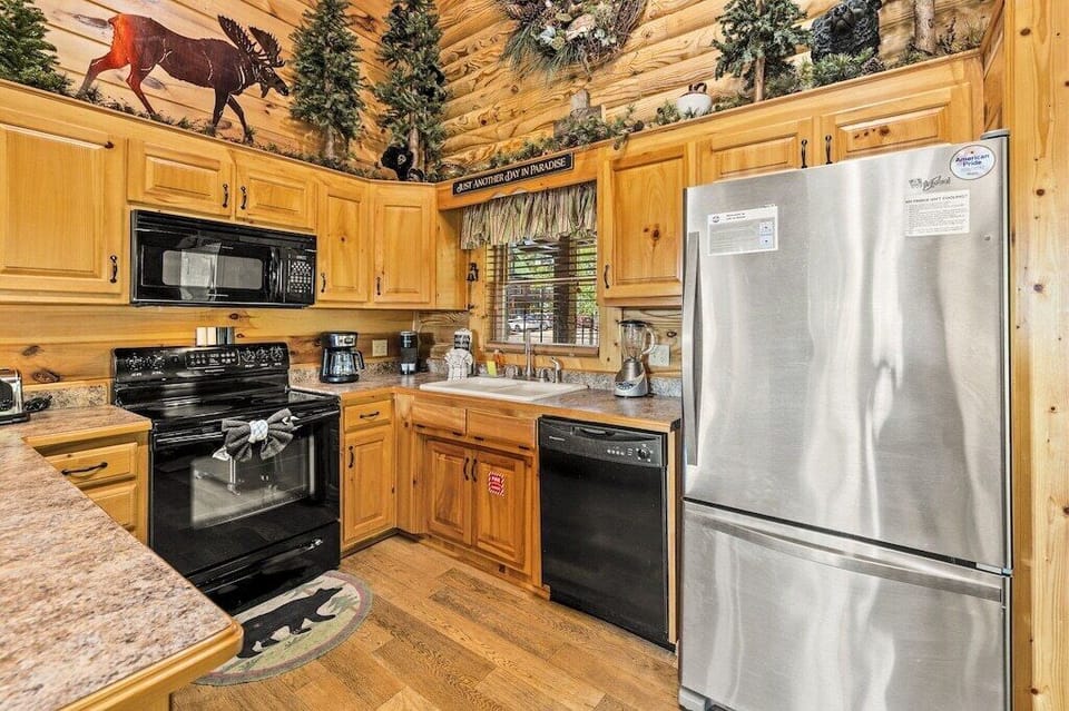 Wandering Bear's fully equipped kitchen