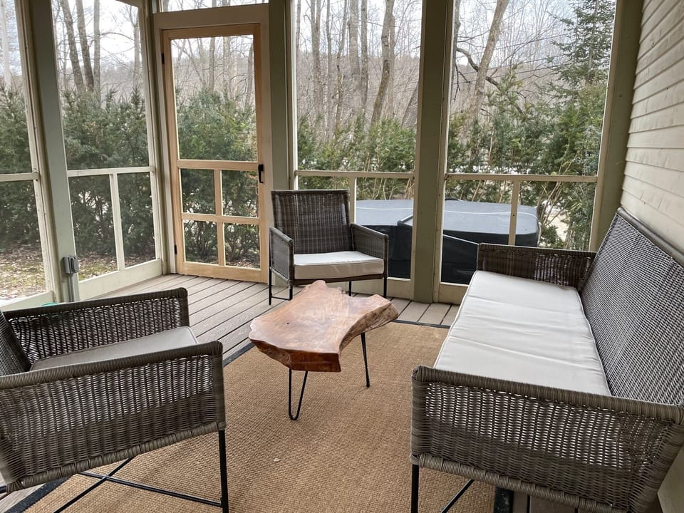 Screened in porch.