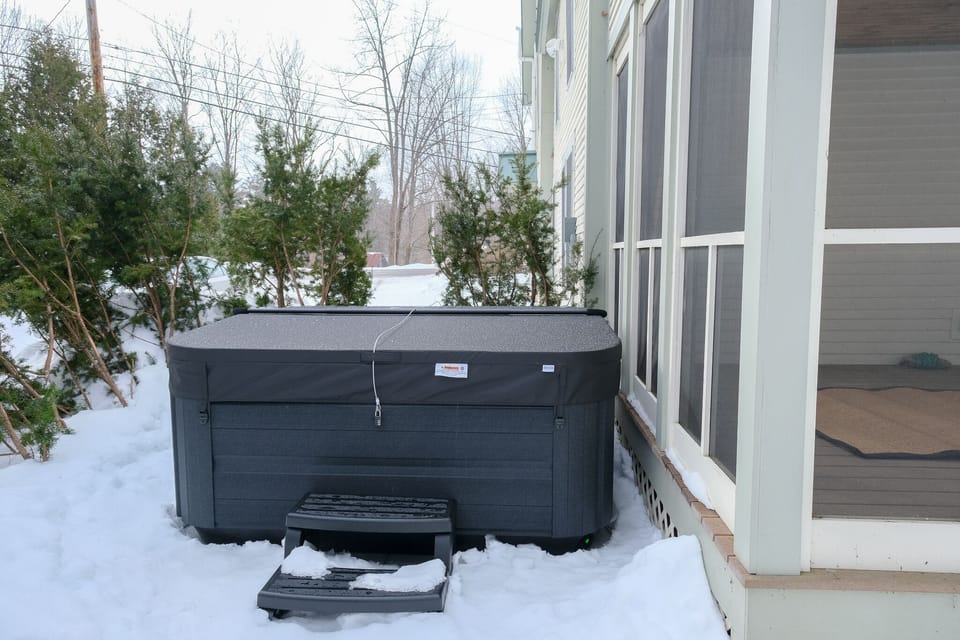 Brand new Hot Tub!  