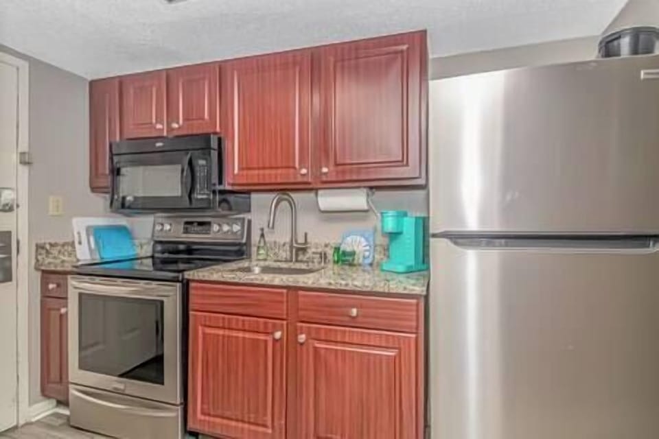 B4238cc4 7051 44a9 8c45 b9ef93a269f6