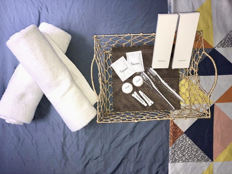 Bathroom amenities