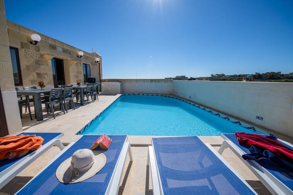 pool area