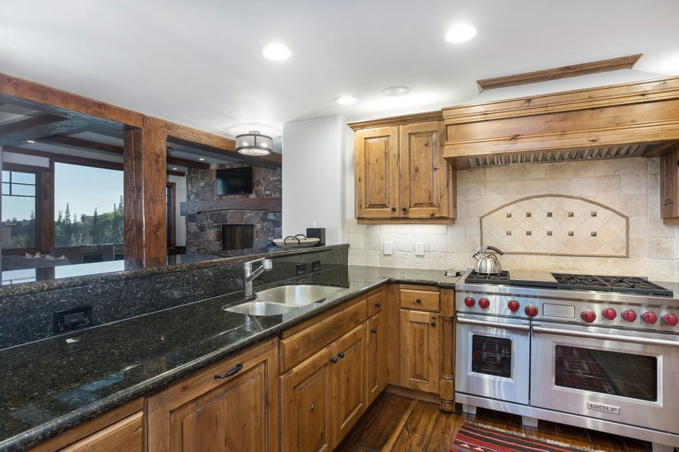Room, Indoors, Furniture, Kitchen, Hardwood