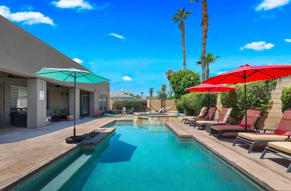 Treat yourself to the perfect vacation rental close to the Coachella Valley Music Festival and polo grounds,