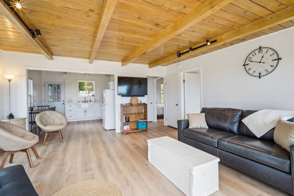 Open floorpan for easy living