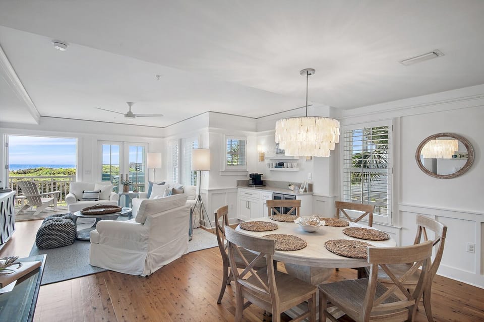 Living and dining room area