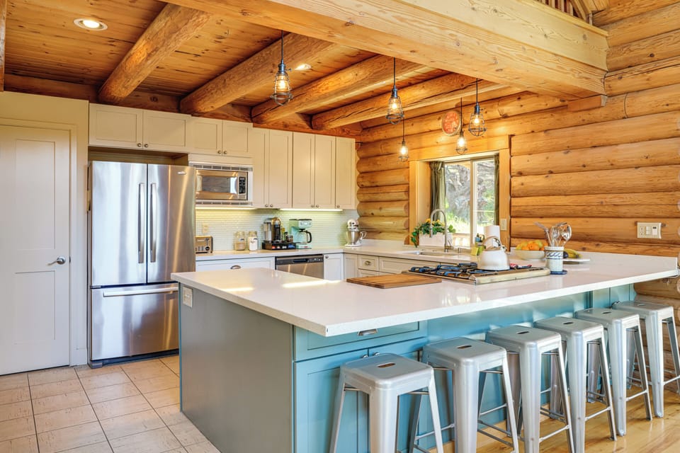 Kitchen | 1st Floor