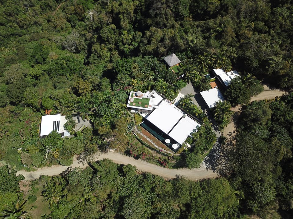 The property layout. Private & secure on a gated road. 