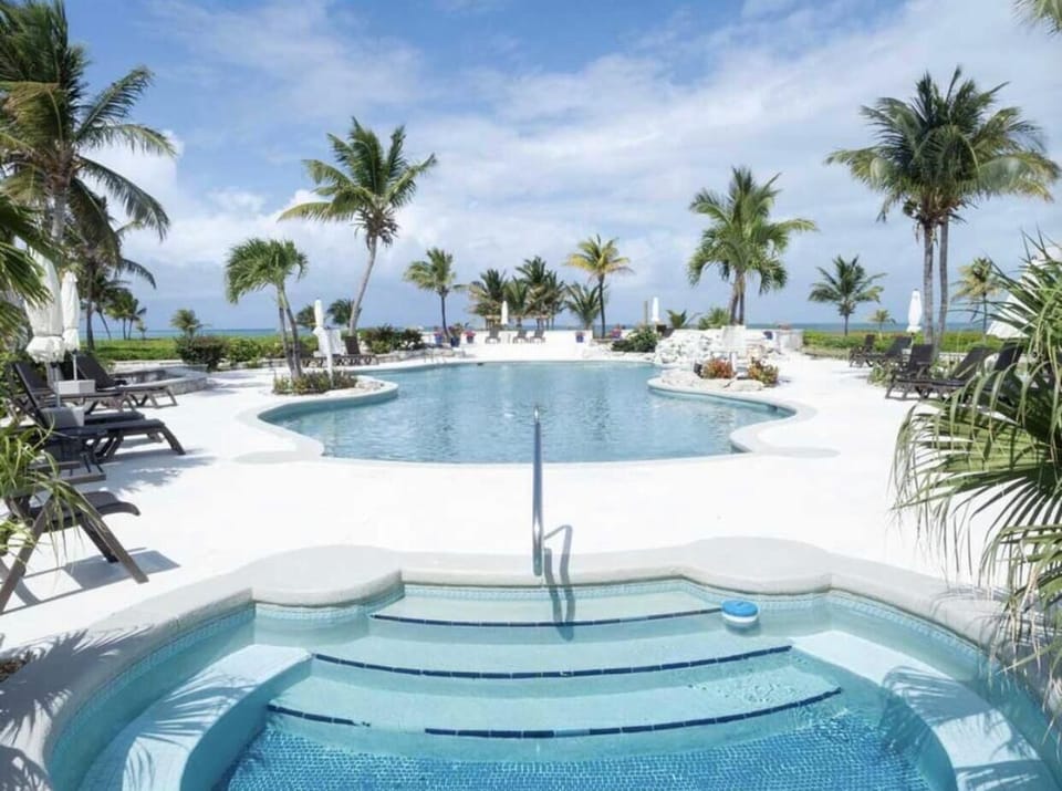 Heated swimming pool and spa. 