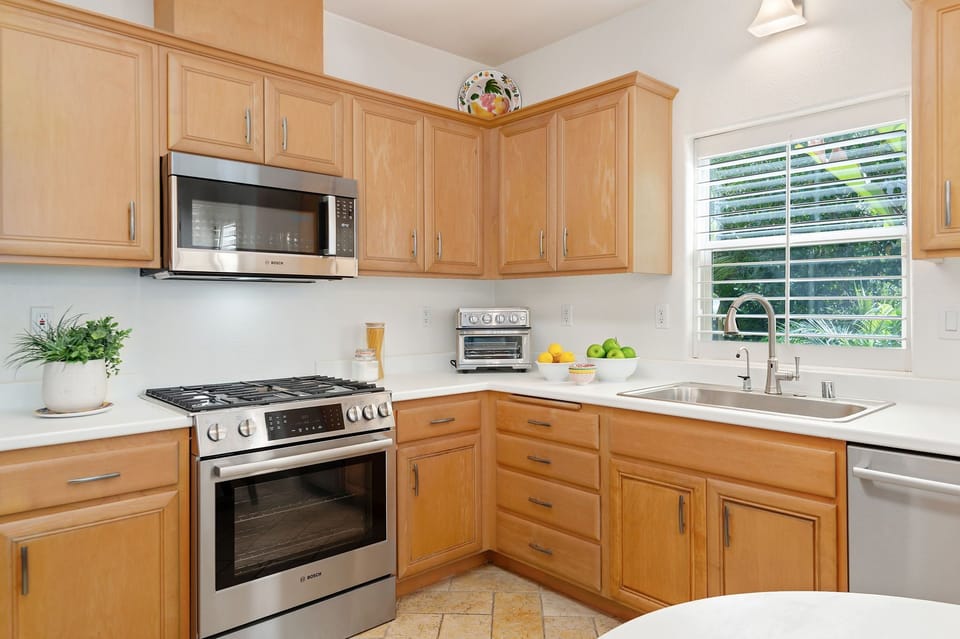 Plenty of storage and counter space
