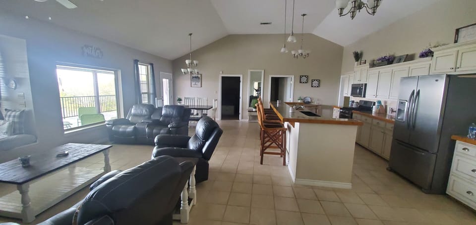 Plenty of room to cook and entertain!