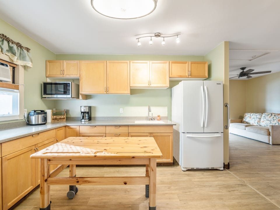 Kitchenette in upstairs in-law suite