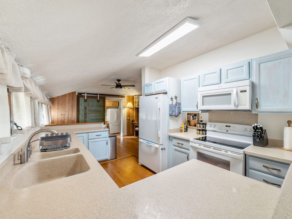 Main kitchen