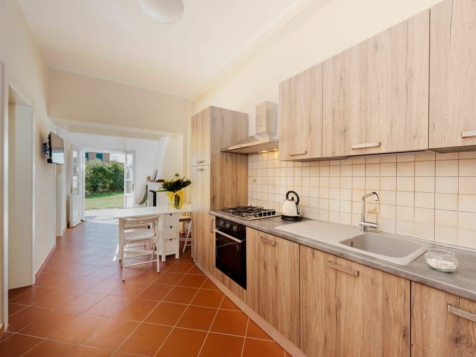 Cabinetry, Countertop, Sink, Property, Kitchen Sink, Furniture, Tap, Kitchen, Wood, Interior Design