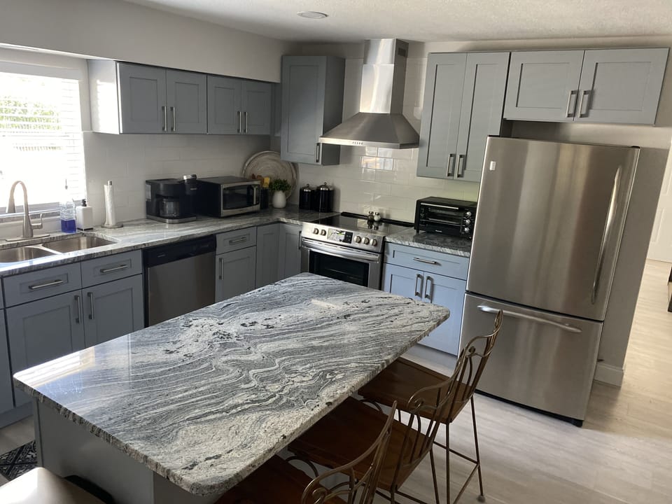 Kitchen 1