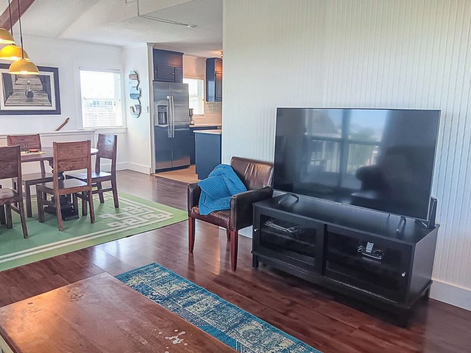 Living Room 2024
