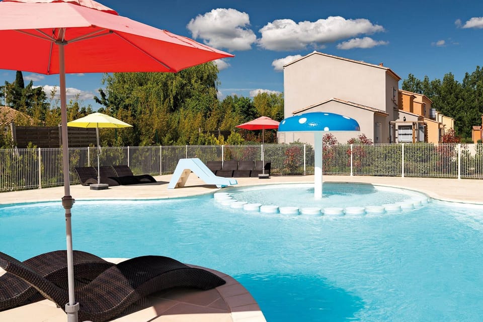 Holiday Home Swimming Pool