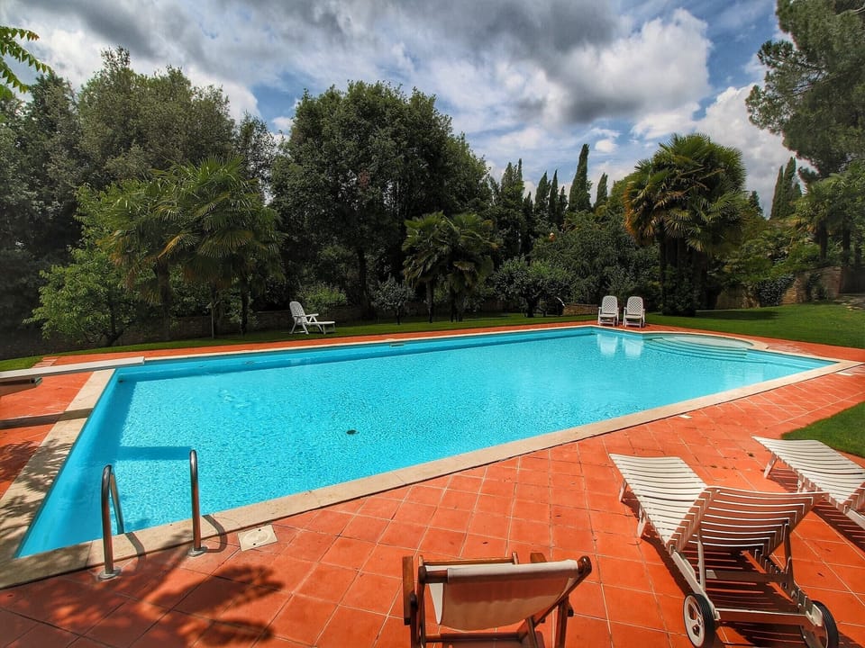 Holiday Home Swimming Pool