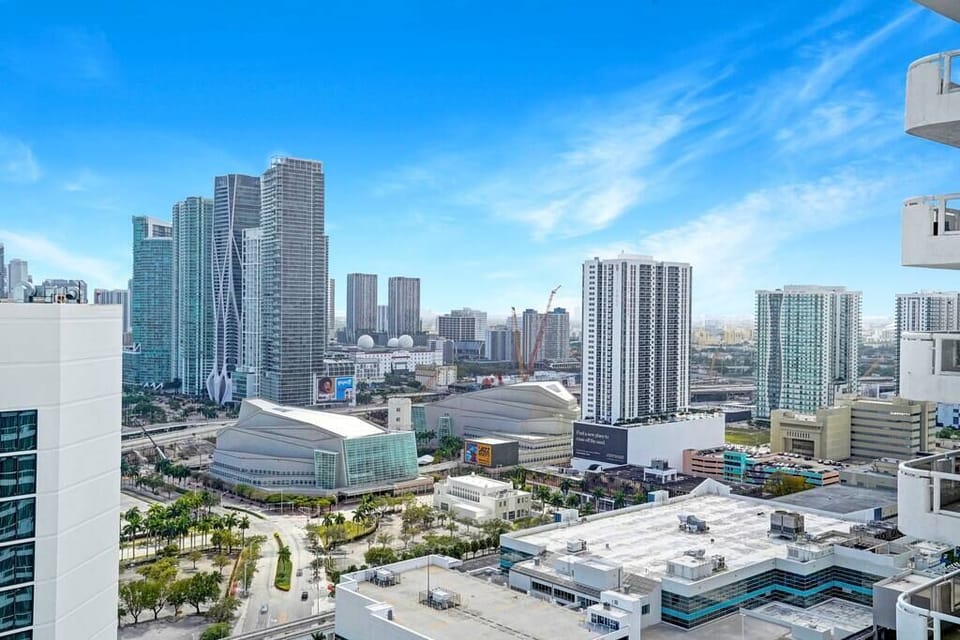 Furnished balcony, views of downtown Miami and Biscayne Bay