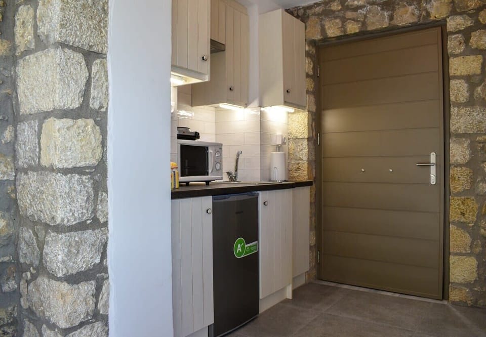 Kitchen facilities
