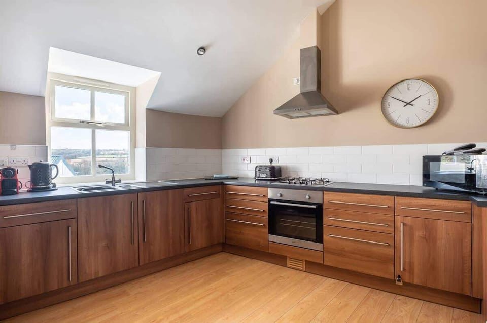 Well equipped kitchen