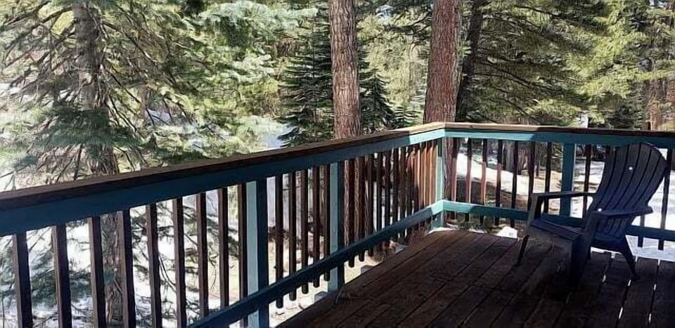 Deck off of the living room