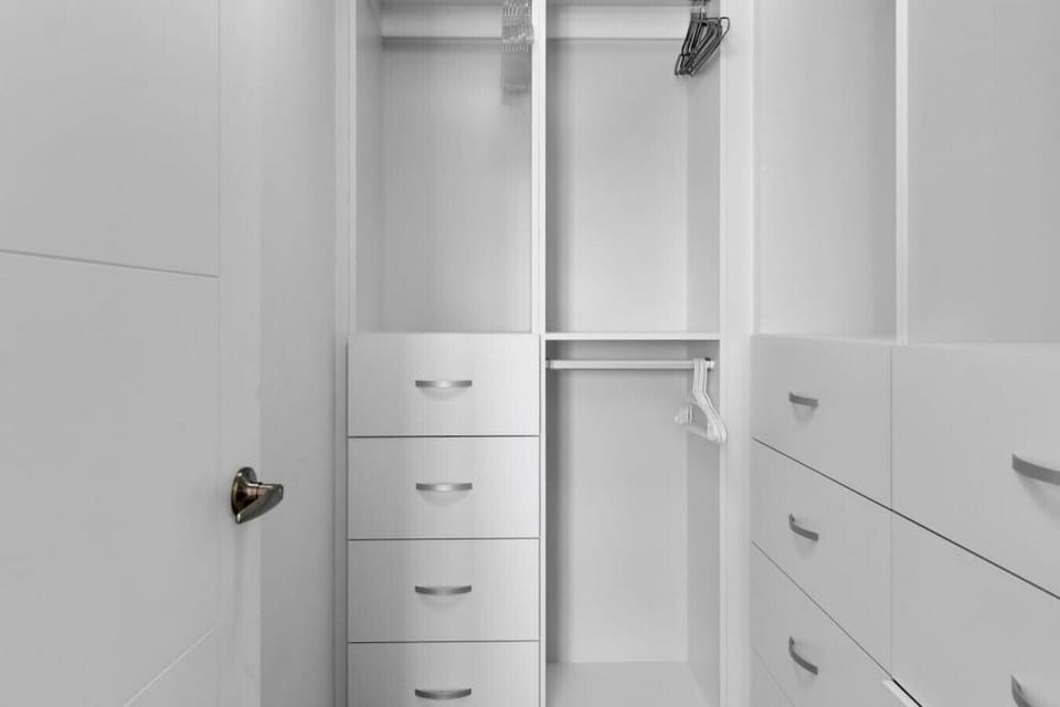 Walk in closet with plenty of space