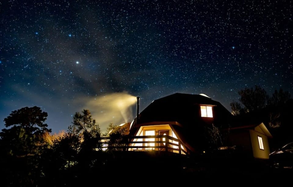 Night sky photo by Dave Krugman