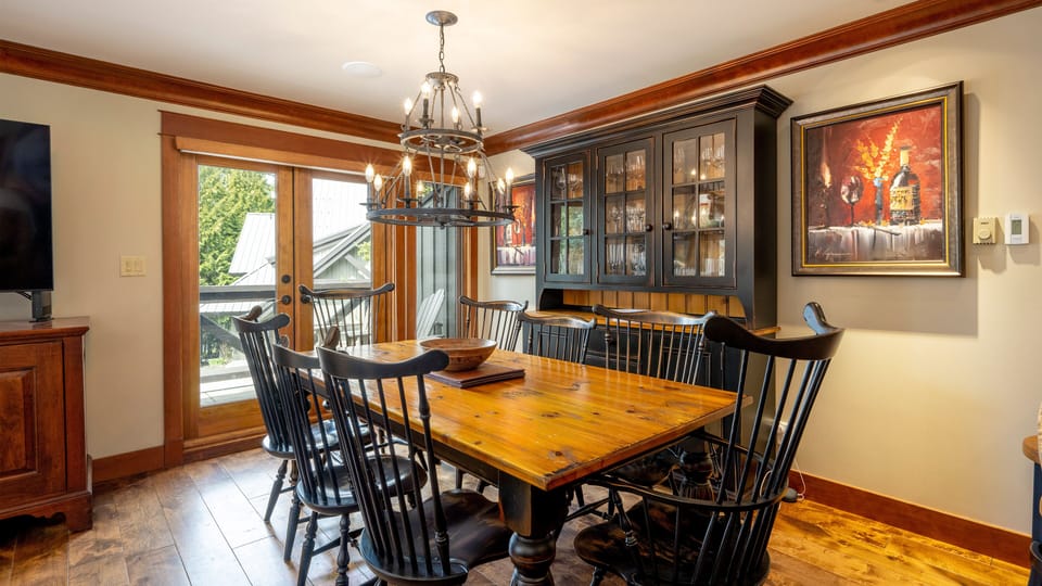 Main Floor - Dining Area Comfortably Seats 8