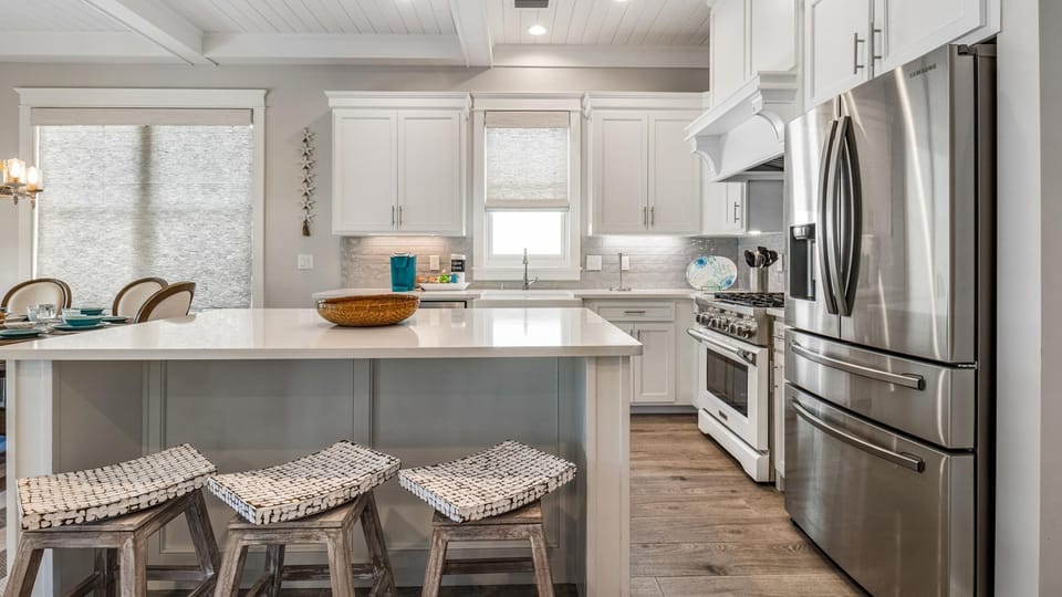Kitchen - Island Seats 3