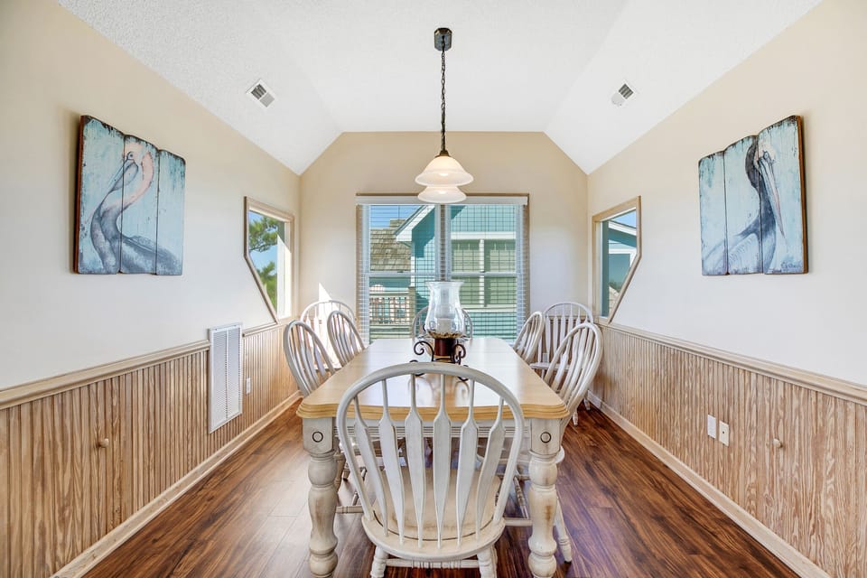 W03: Serenity Now | Top Level Dining Area