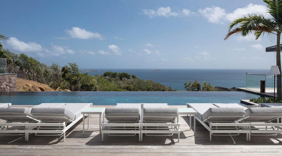 Pool & Terrace