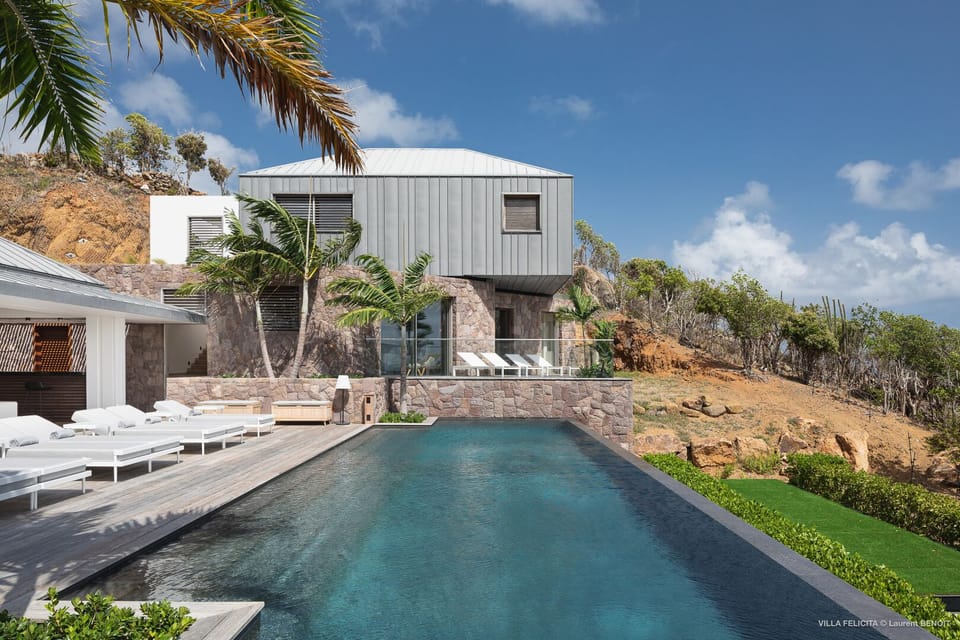 Pool & Terrace