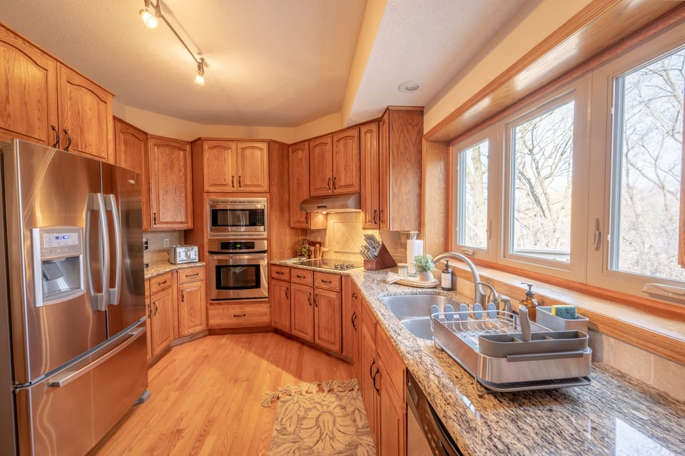 Fully Stocked Kitchen