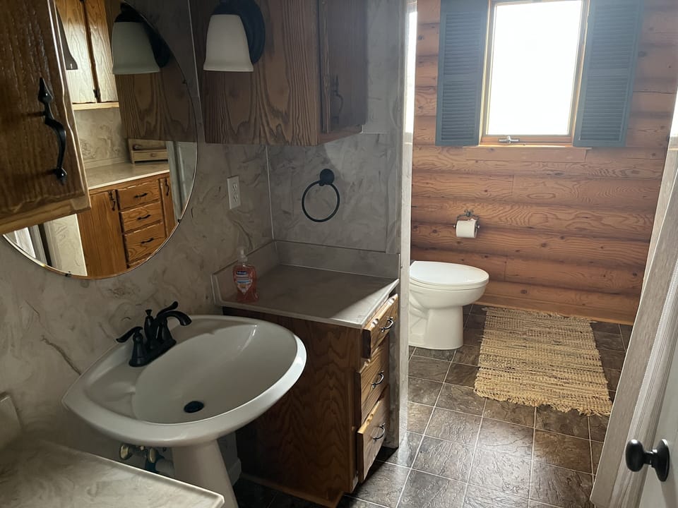 Main floor bath