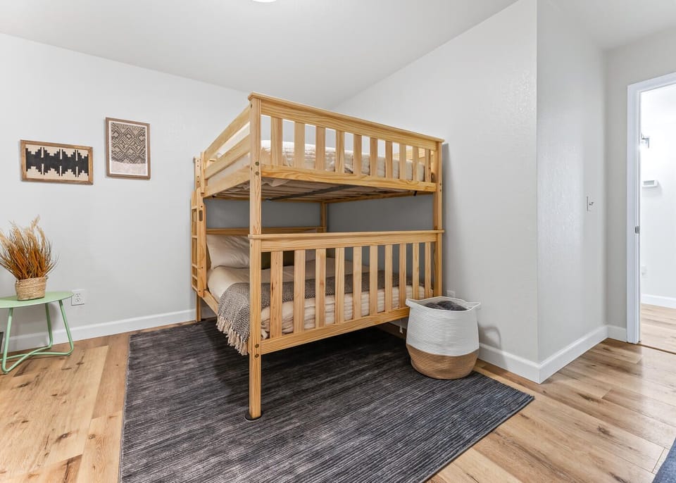 Double bed sized bunk beds in downstairs bedroom